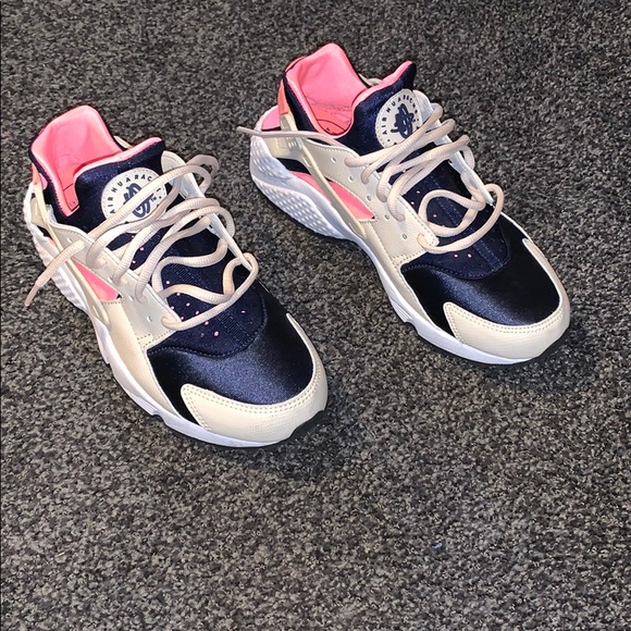 Huaraches - Picture 2 of 3